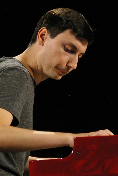 Adi Stoenescu