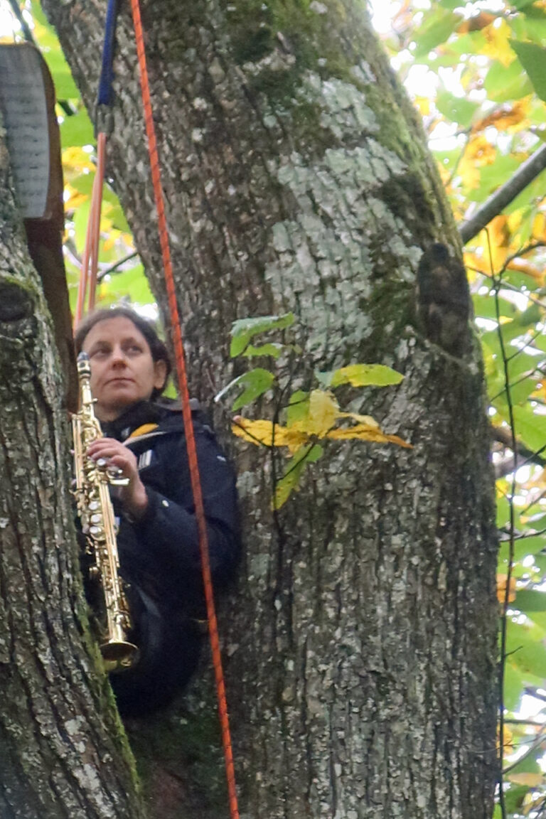 Alexandra Grimal (soprano saxophone)