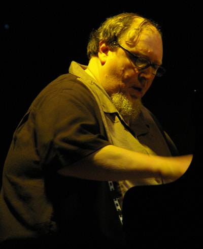 Simon Nabatov