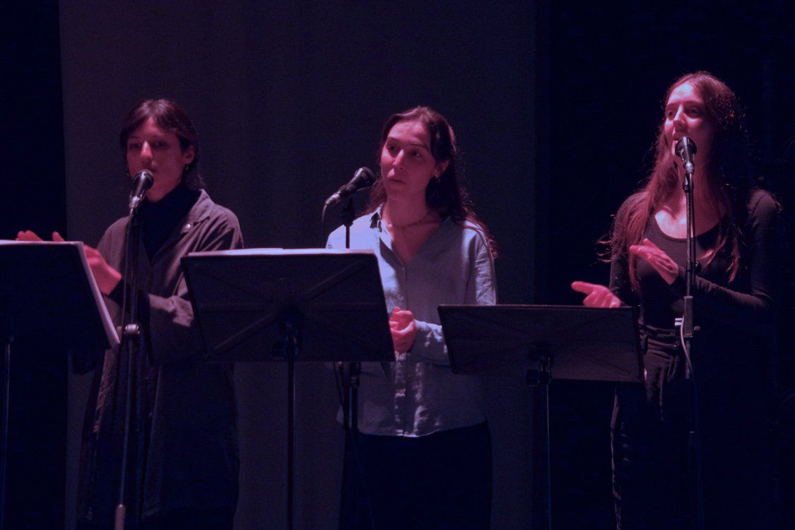 Mariana Dionísio, Sofia Sá, Vera Morais (vocals)