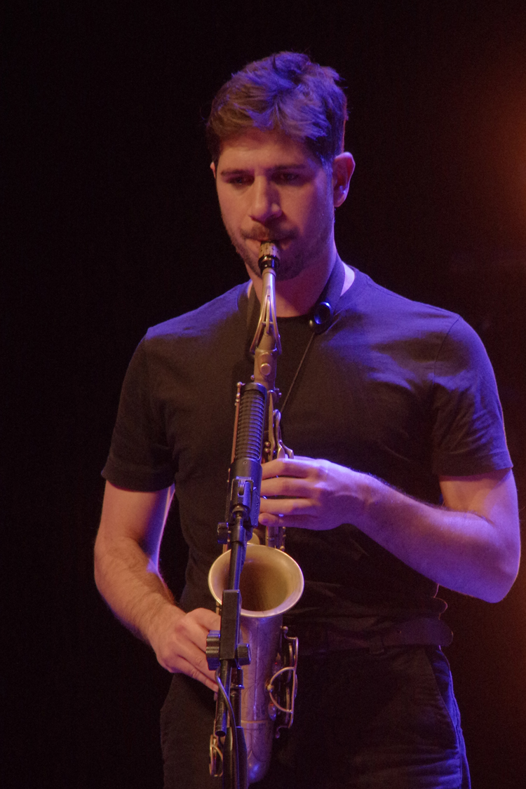 José Soares ( alto saxophone)