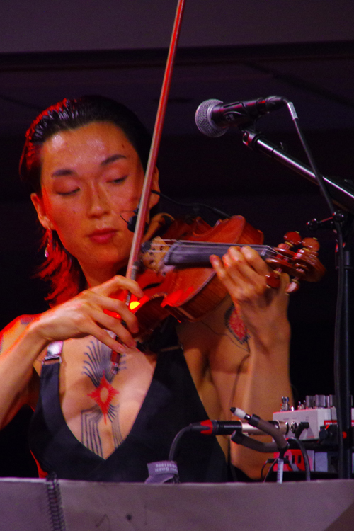 Violinist yuniya edi kwon                                                                             