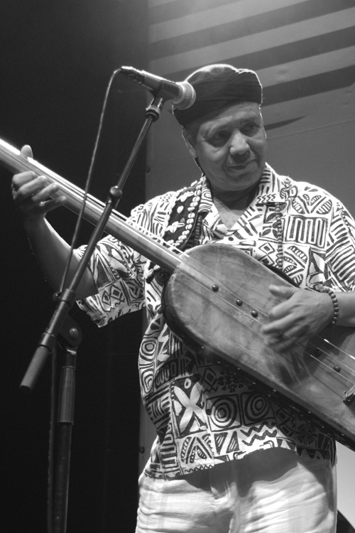 Gimbri player Majid Bekkas