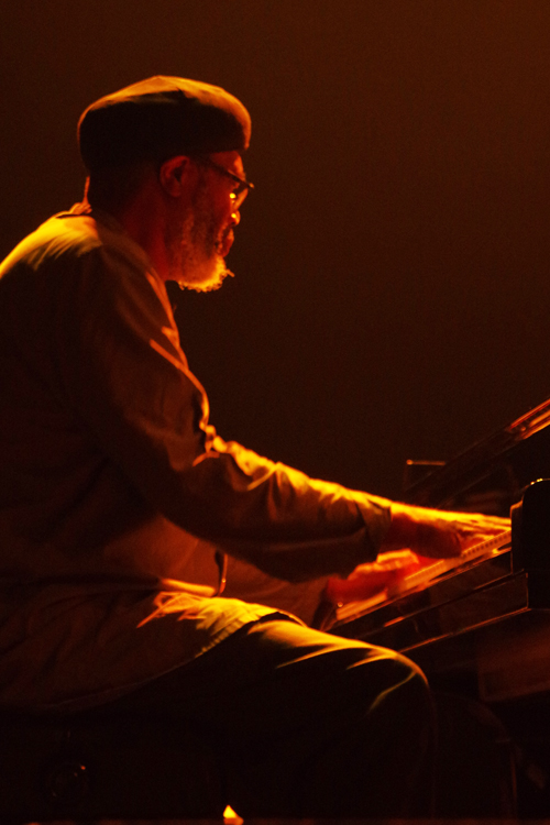 Pianist Pat Thomas
