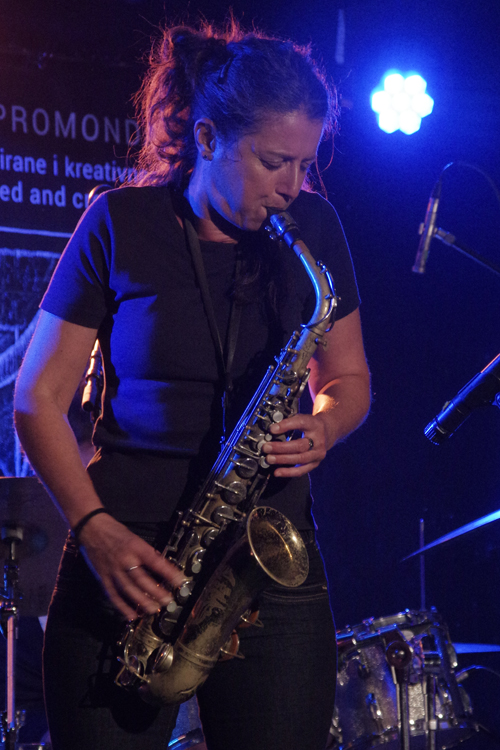 Saxophonist Tania Feichtmair 