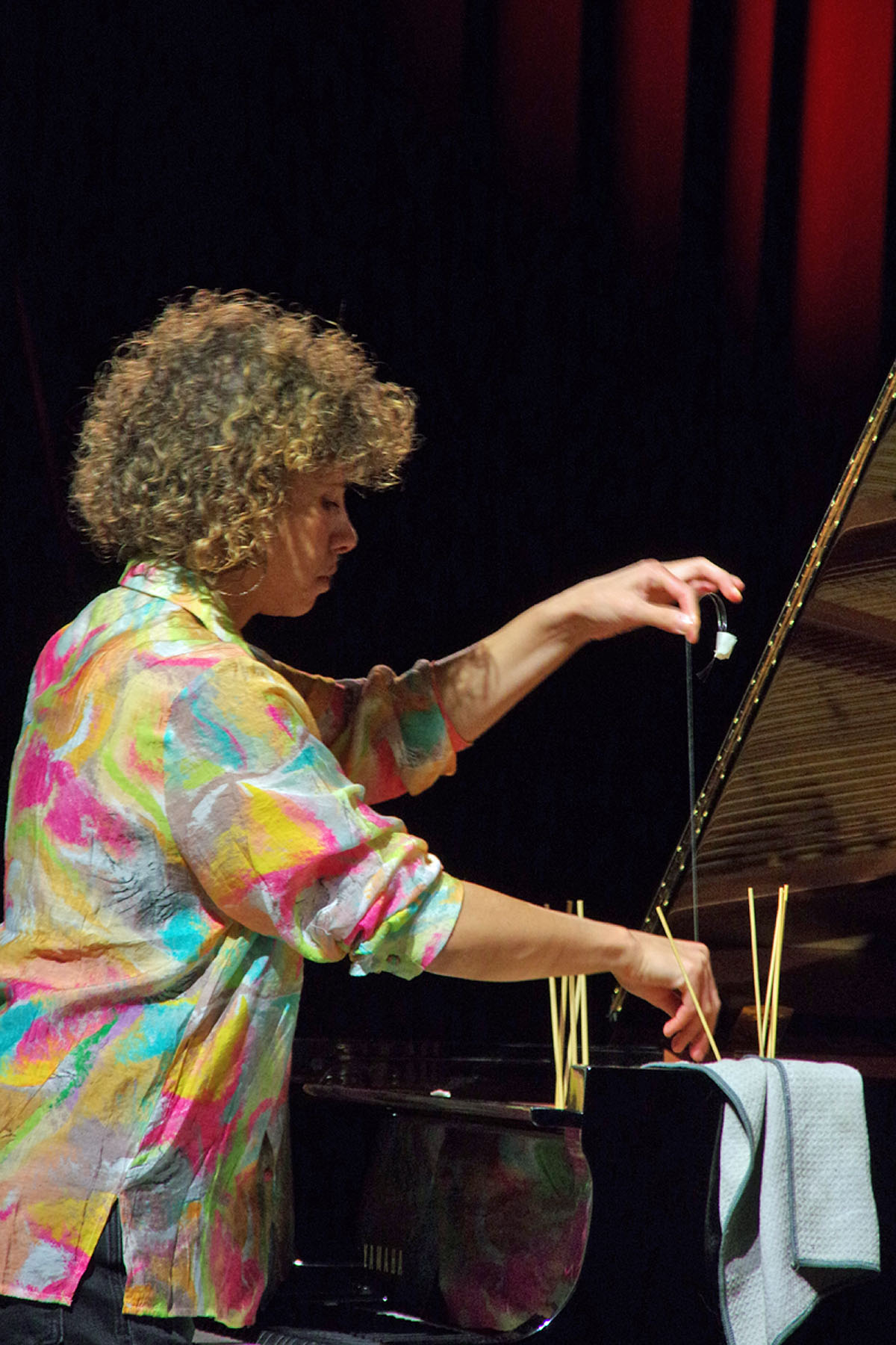 Pianist Magda Mayas