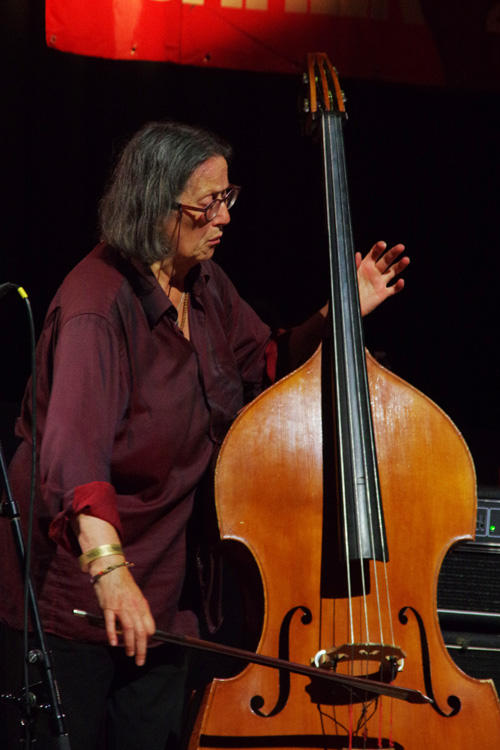 Bassist Joëlle Léandre